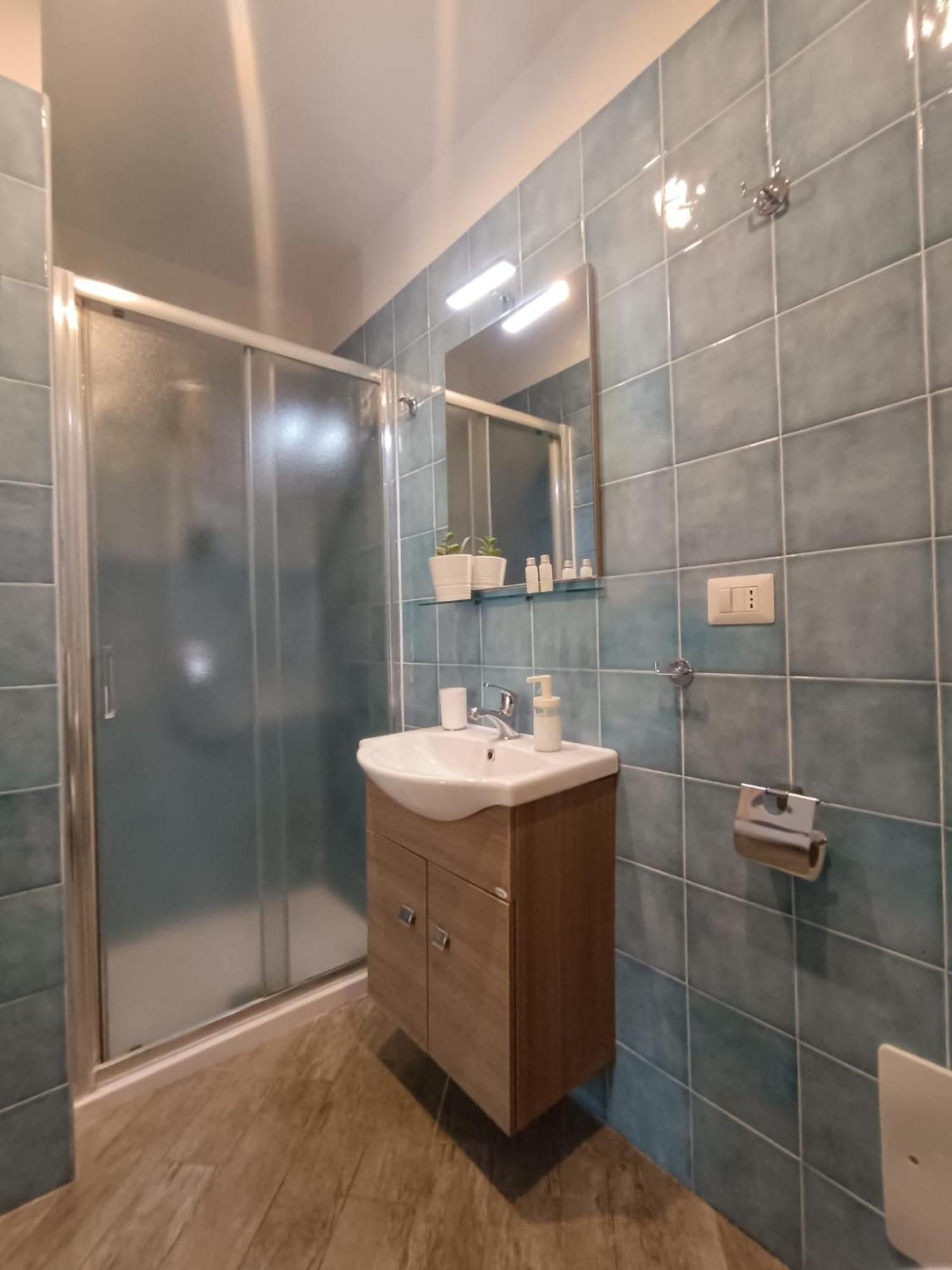 B&B Da Ary Colorful Rooms Naples Luaran gambar